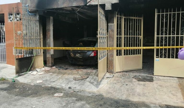 SUJETOS INCENDIAN POR LA MADRUGADA EL AUTO DE UNA ENFERMERA EN MÉRIDA