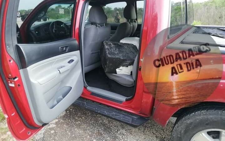 ASEGURAN 390 KILOS DE COCAÍNA DE AVIONETAZO EN CARRETERA FELIPE CARRILLO PUERTO- MÉRIDA