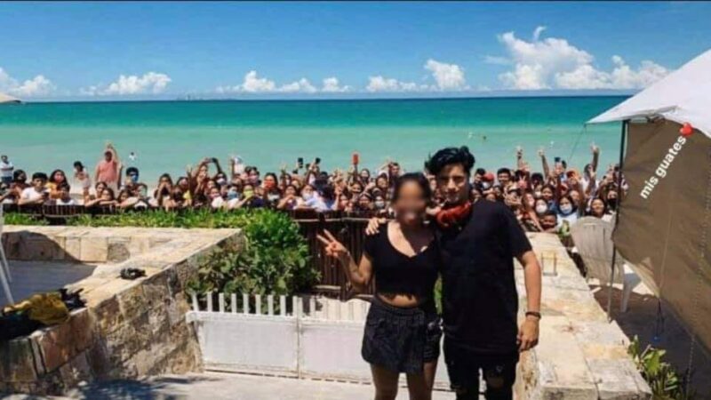 Llenas las playas de puerto progreso por la llegada del famoso tiktokero Emilio Martínez