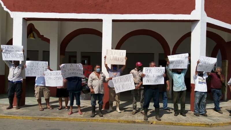 Armados con machetes rescataron a veterano ejidatario encarcelado en Baca