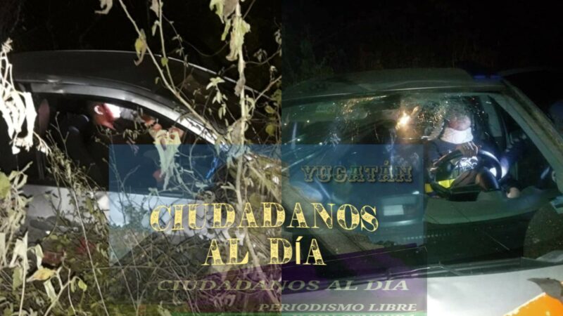 Jóvenes alcoholizados se salvaron de morir en aparatoso accidente en la vía Santa Cara Dzidzantún.