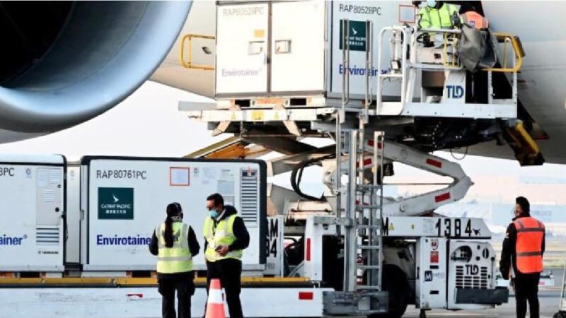 Llegó a México un millón de vacunas contra Covid-19 procedentes de China
