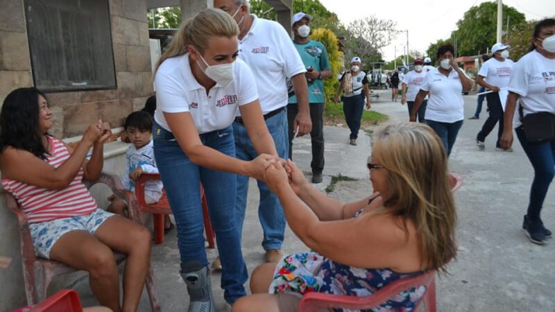 (video) La morenista Jessica Saiden candidata a la alcaldía de progreso fingió lesionarse para ganar votos