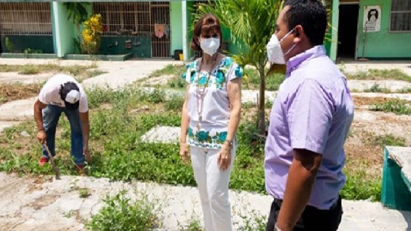 Supervisan escuelas públicas de educación básica para el regreso a clases