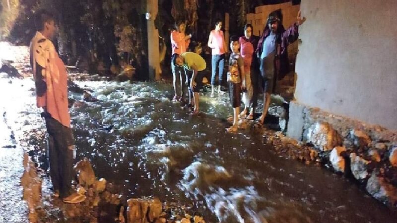 Intensas lluvias e inundaciones pusieron en aprieto a centenares de tekaxeños