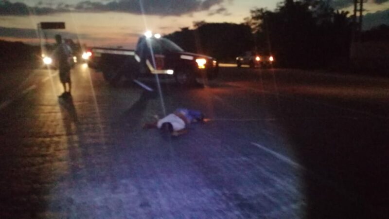 Empleado de la Coca cola choca y mata a un motociclista en la vía Motul- Mérida