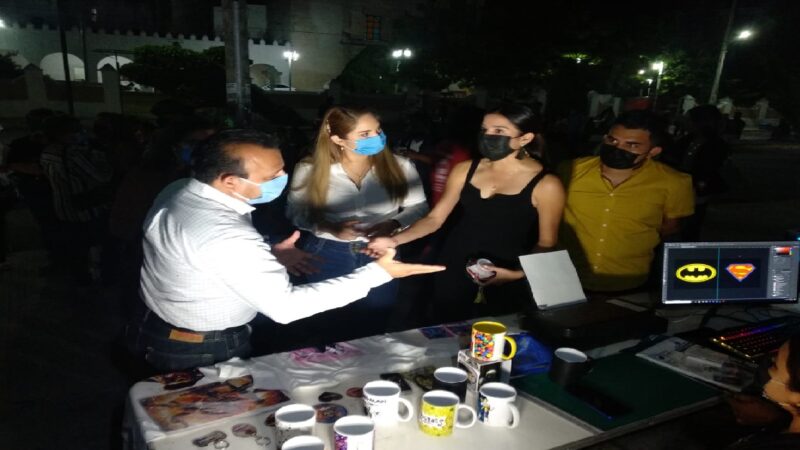 (video) Sin luz emprendedores exponen sus productos en la feria expo emprendedores de Dzidzantún