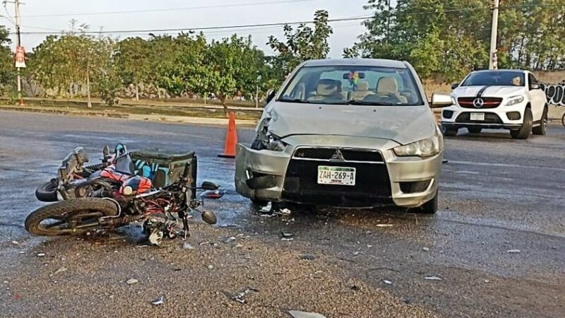Imprudente automovilista choca contra un motociclista y le fractura el fémur