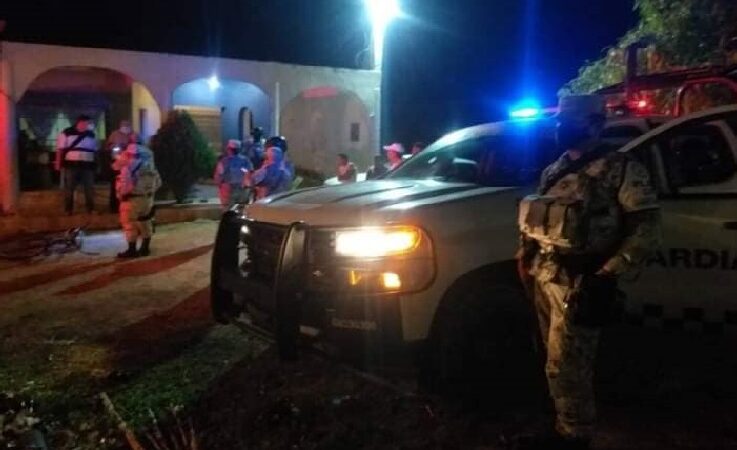 Vecinos linchan a un sujeto que intento ejecutar a un periodista en Cancún