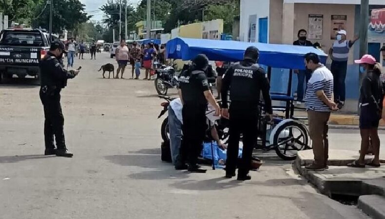 Septuagenario muere de un infarto fulminante cuando se subía a un mototaxi en Kanasín