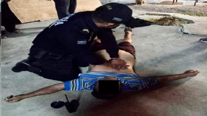 Paramédicos salvaron a un abuelito de morir atragantado con un pedazo de carne en Kanasín