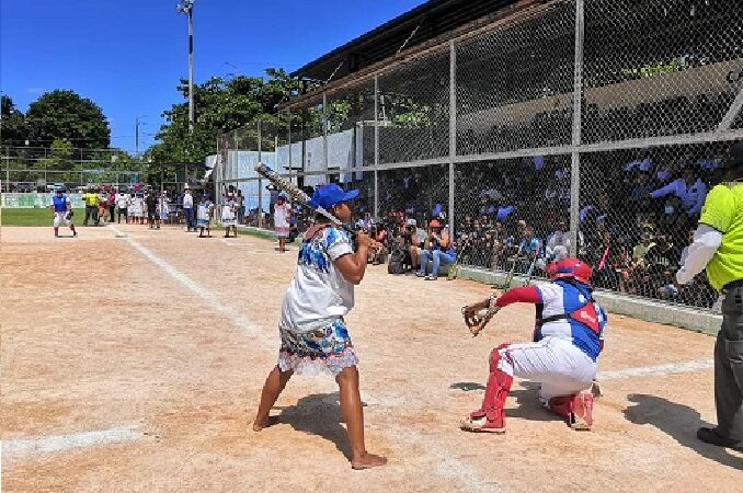 Las Amazonas aplastan con un marcador de 20-15 a las Estrellas Meridanas