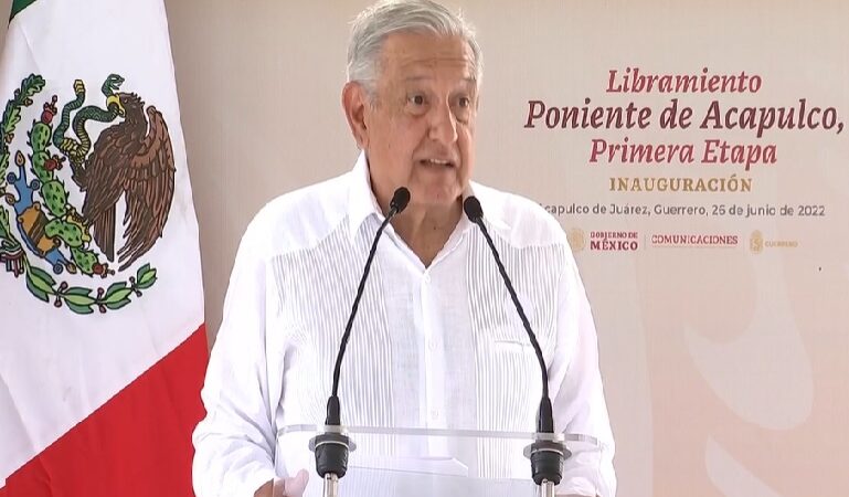 Hasta en las verdaderas mafias se respeta la familia dice AMLO al defender a su hijo Jesús Ernesto
