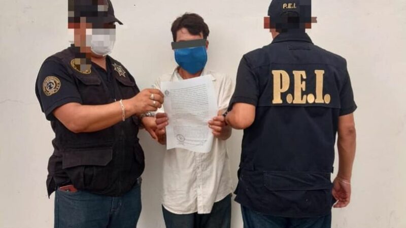 Chilango le cortó el cuello a un sujeto con una navaja en un paradero de autobús en Progreso