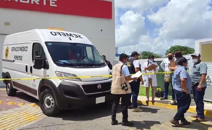 Abuelito de Tekit muere dentro de una sucursal bancaria en la avenida Aviación