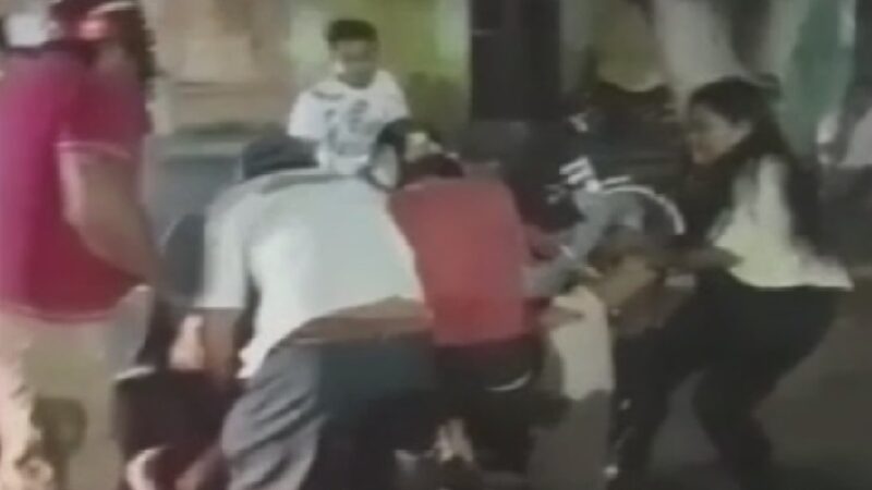 Ebrias se arrastraron de los pelos en la feria de Dzidzantún