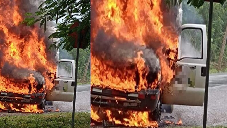 Camioneta Ford lista para chatarra: se quemó en la vía Valladolid- Chichimilá