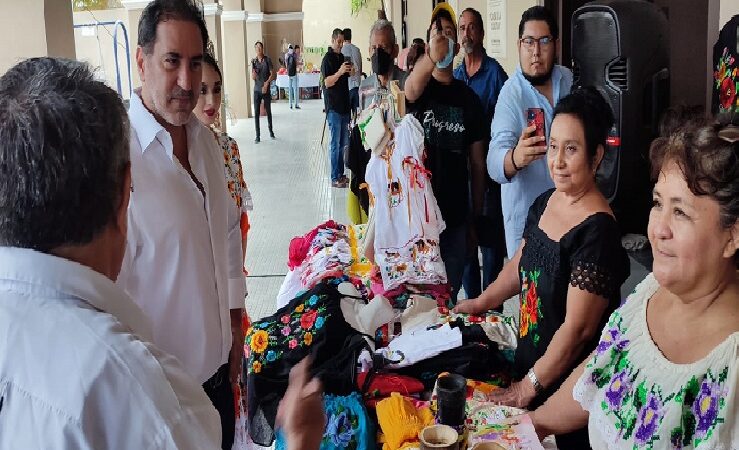 Sin contratiempos inauguró la segunda feria artesanal “U’ Pixan Cah”.en Progreso