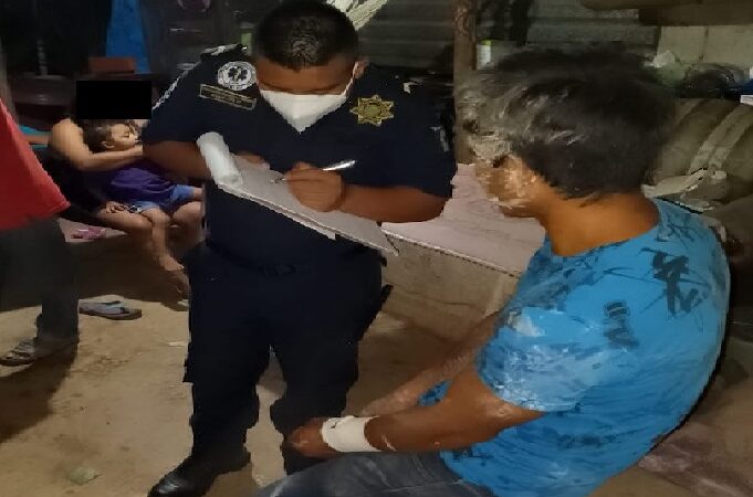 Amenazó a su mujer por que le pusieron los cuernos y se cortó la muñeca con una botella