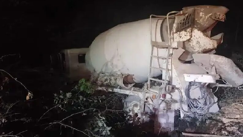 Chocan dos camiones de la construcción: un chofer resulto lesionado en Valladolid