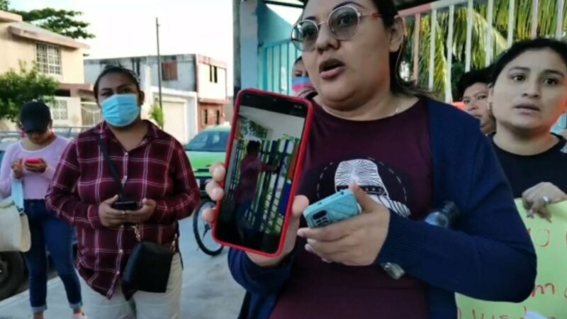 Padres del Kínder “Feliciano Canul Reyes” exigieron la restitución de la directora
