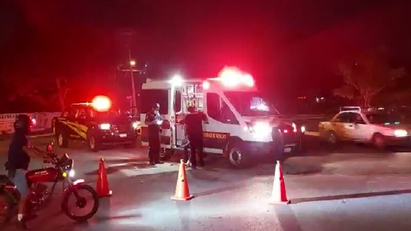 Un repartidor de farmacias Yza derrapó y lesionó en la avenida Cronista Deportivo