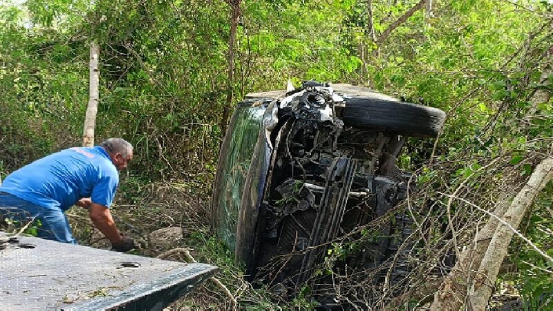 Policías de Motul encubrió una volcadura por ser amigos del alcalde Roger Aguilar
