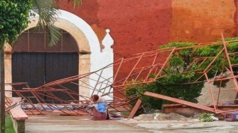 Un joven de 18 años cae de un andamio mientras pintaba una iglesia de Ticul