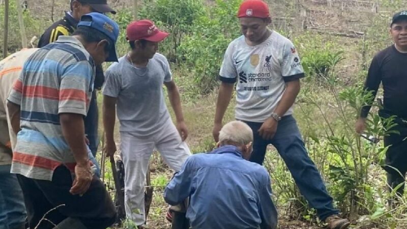 Hallan con vida a abuelito de 101 años, extraviado en montes de Dzonot Carretero comisaría de Tizimín