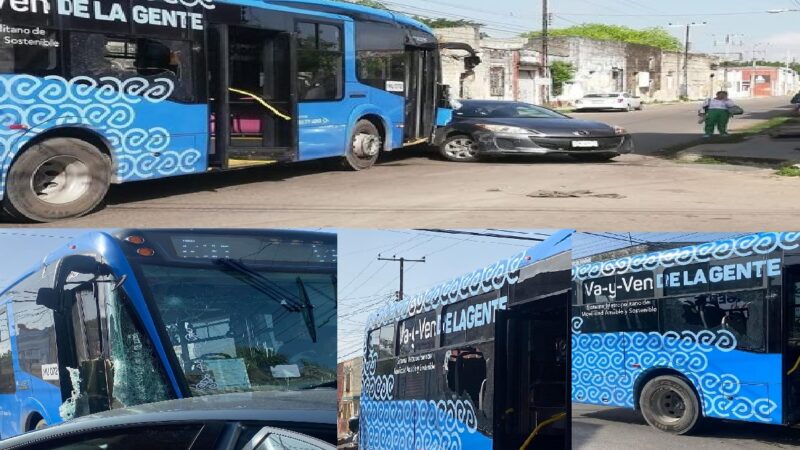 Choca otro camión del Vaivén en el centro de Mérida: se quedo sin frenos