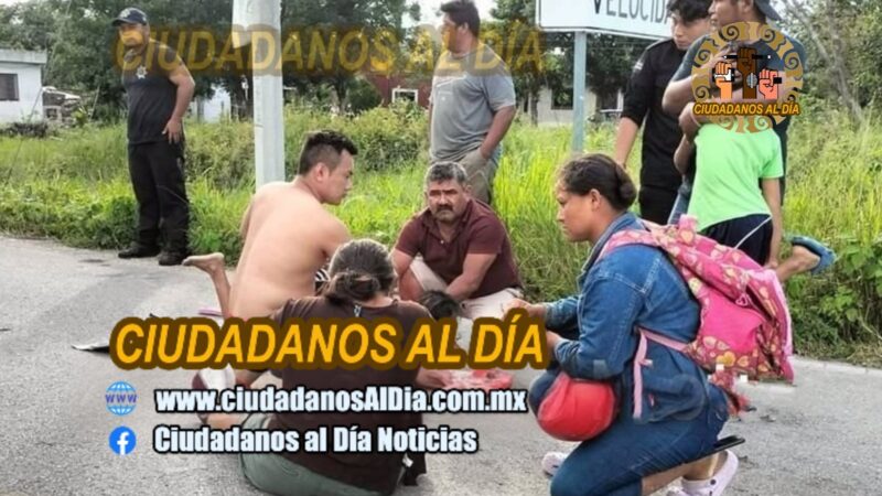 Motociclista atropellan un perro, derrapan y lesionan en el entronque de Sacapuc