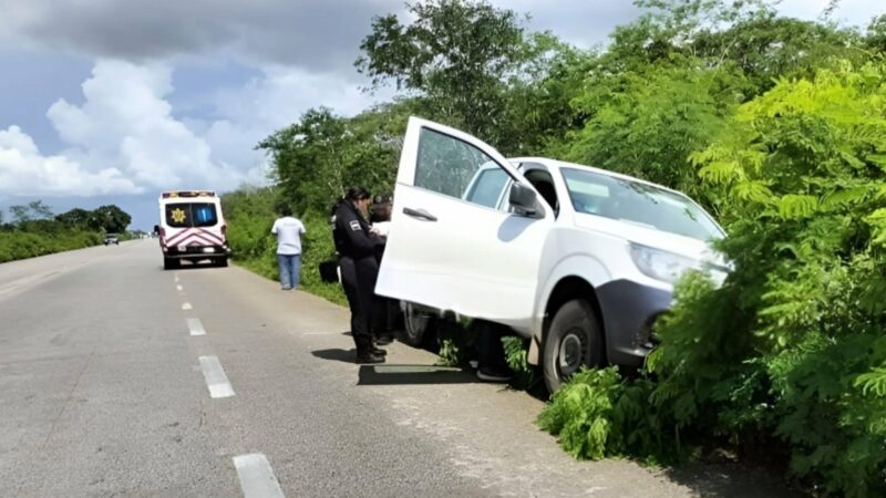 Chofer de Sedesol choca y lesiona a una maestra en la vía Cansahcab- Motul