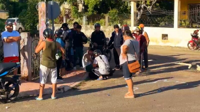 Un estudiante se vuela un alto, choca y lesiona en calles de Tizimín