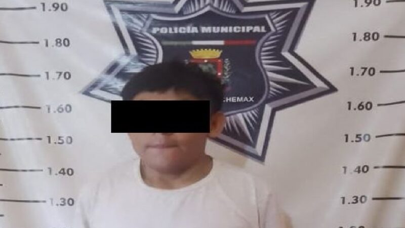 Roba una moto en colonia San Francisco y lo detiene la policía de Chemax