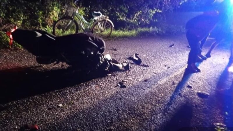Dos jóvenes motorizados chocan y quedan heridos de gravedad en el tramo Chacmay – Hacienda Tojoku