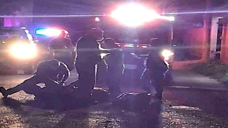 Dos motociclistas derrapan y lesionan a la salida del entronque Temax- Dzoncauich