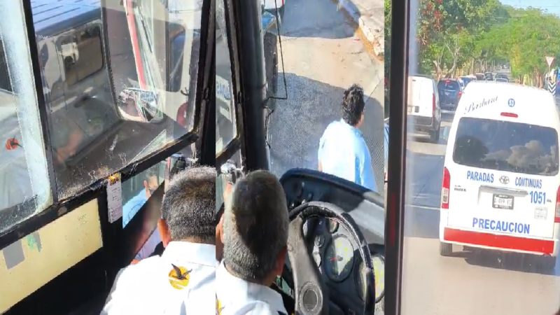 Peligroso taxista le cierra el paso a un Auto Progreso y pone en peligro a pasajeros en Mérida