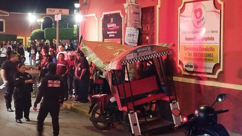 Ebrio conductor choca en Ticul y lesiona a un mototaxista cuando huía de otro accidente