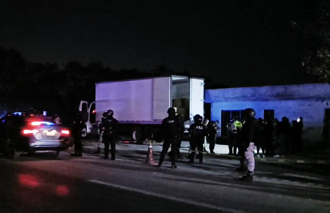 Aseguran un tráiler con una tonelada de marihuana, pastillas psicotrópicas y tres armas de fuego en un retén en la Mérida- Campeche