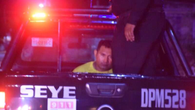 Ebrio se estrella contra una casa y lesiona a un niño con capacidades diferentes en Seyé