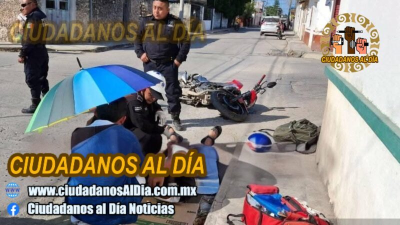 El conductor de una camioneta choca y lesiona a dos motociclistas en Tizimín, luego huye del lugar