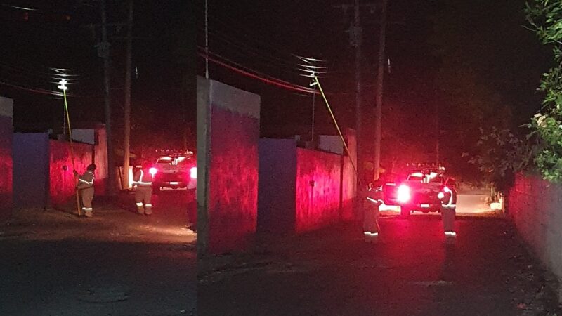 Una explosión y tenis enredados en los cables dejó sin energía eléctrica a vecinos de la colonia Emiliano Zapata