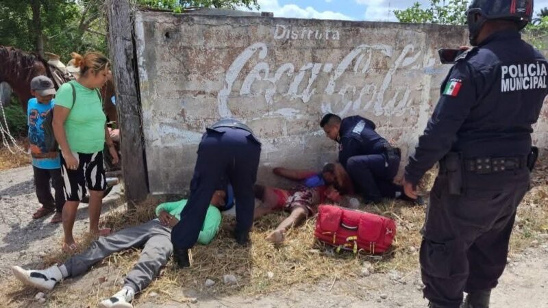El chofer de un camión que repartía material, chocó y lesionó a dos motociclistas en Tizimín