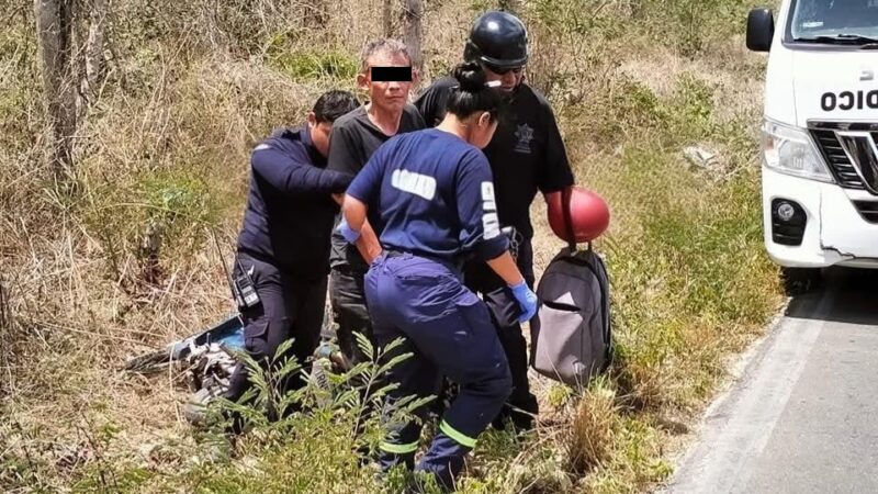 Ebrio motociclista sale de la carretera en el libramiento Motul- Suma De Hidalgo