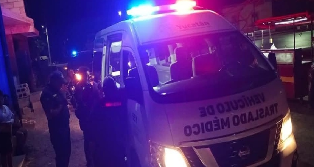 Va a comprar cerveza a un clandestino en Kaxatáh y lo golpean por un grupo de ebrios
