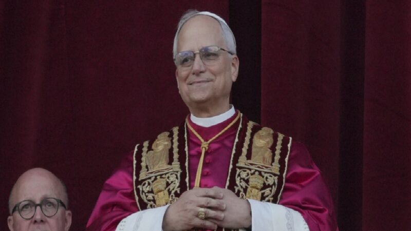 El cardenal estado anídense Robert Prevost es el nuevo Papa con el nombre de León XIV,