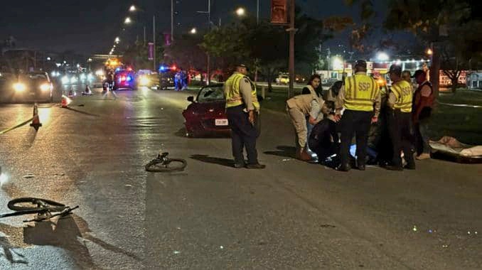 Un automóvil atropella y mata a un ciclista en el periférico de Mérida