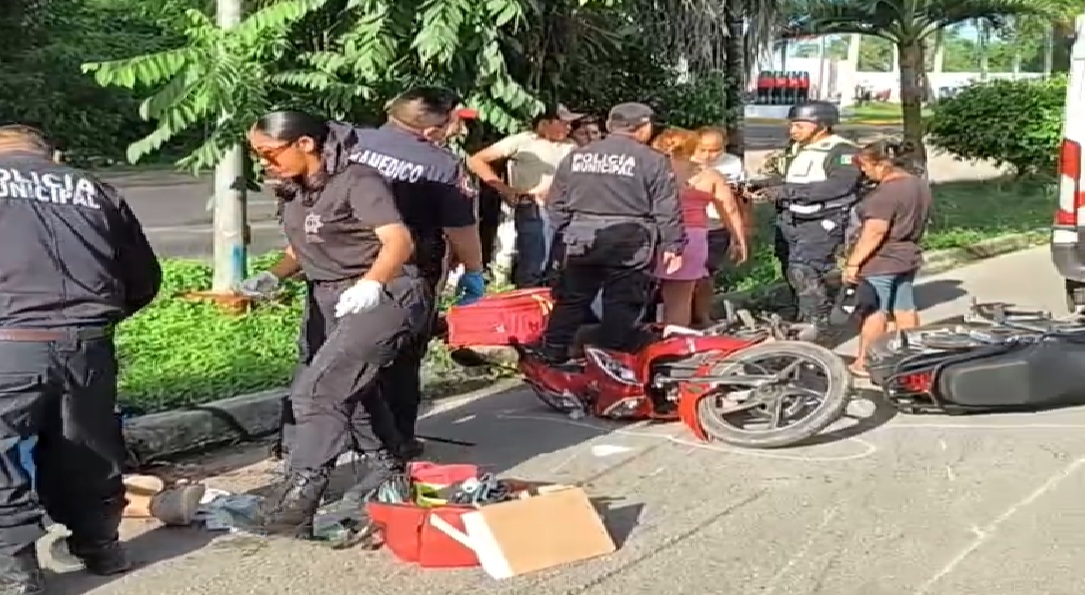 Tres lesionados el saldo de un choque por alcance entre dos motos en Tizimín