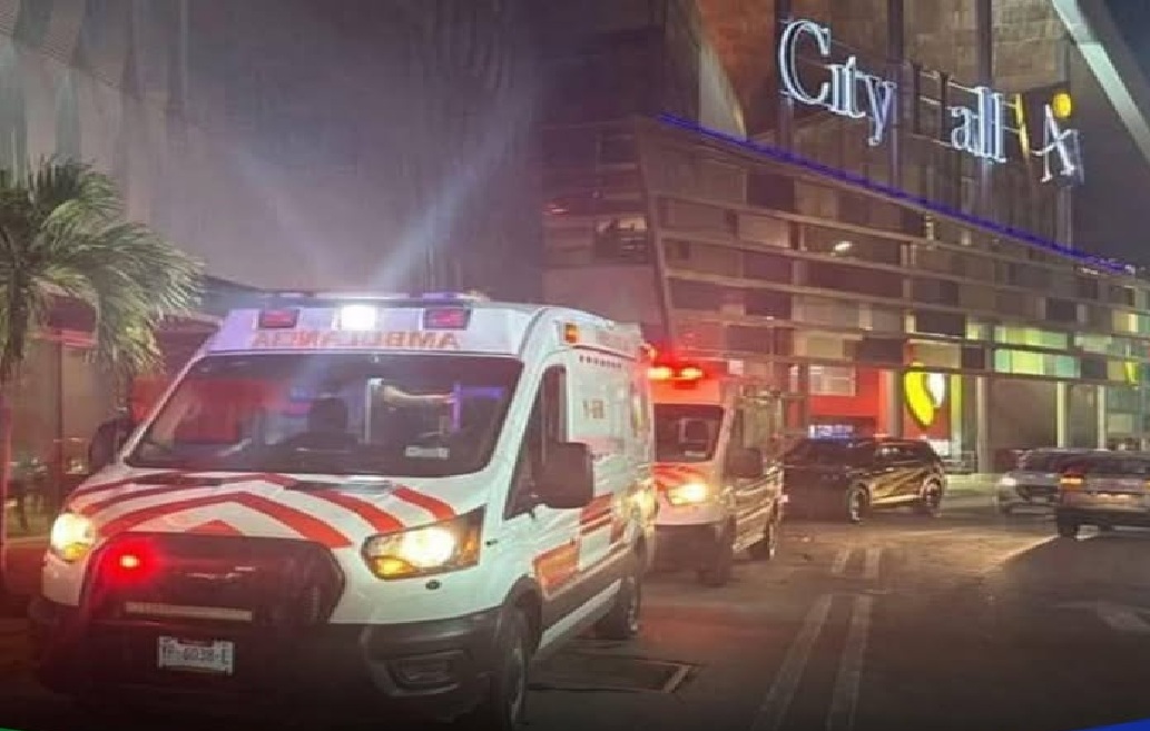 Un hombre muere de un infarto mientras estaba de paseo en la plaza Altabrisa