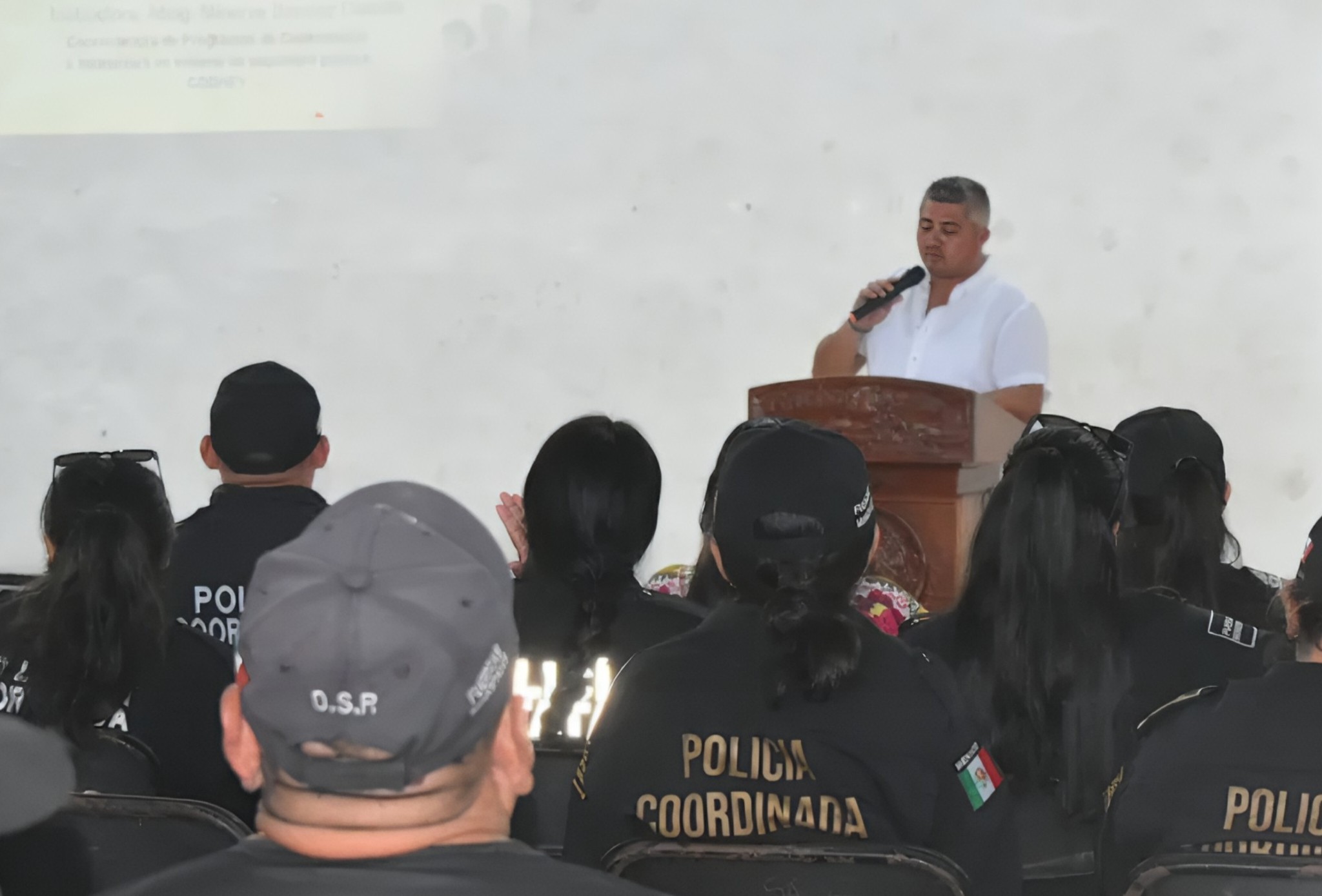 Alcalde de Telchac Puerto ordena liberar a un joven influyente, nueve policías renunciaron
